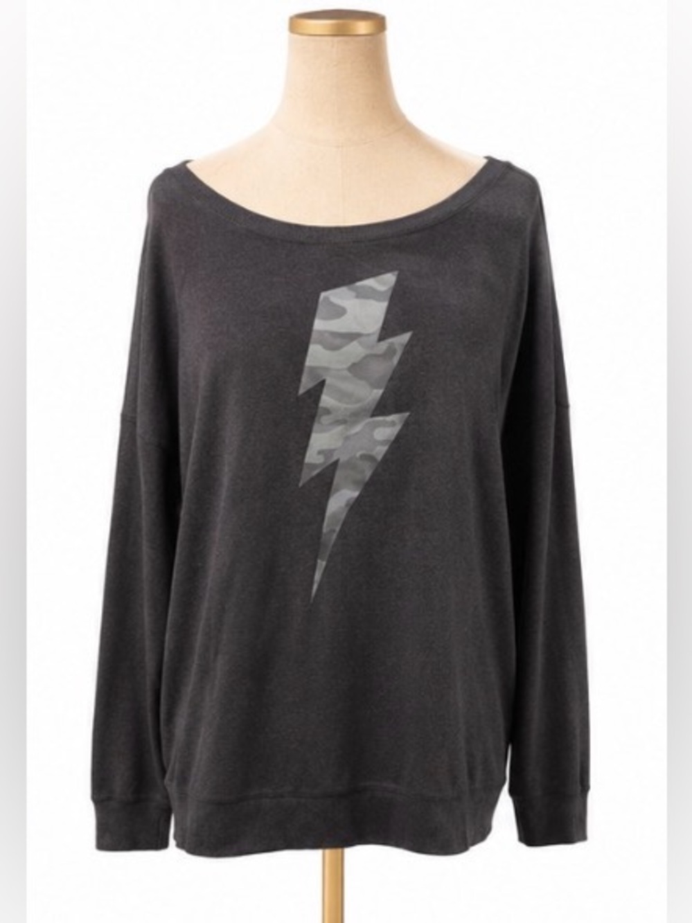 Torrid Sleep Gray Camo Lightning Bolt Pullover Sweatshirt Size 0 (Large 12/14)